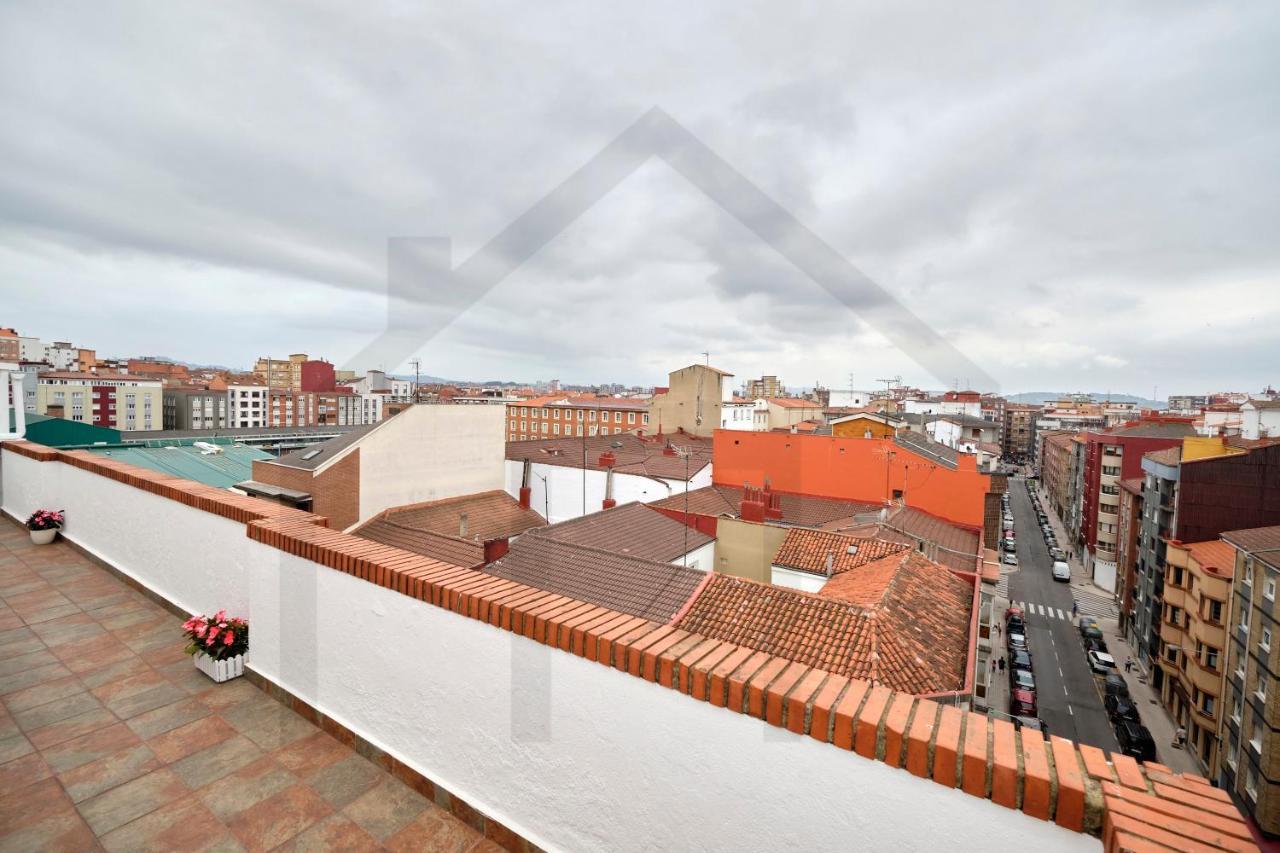 Bed and breakfast Espectacular Atico A Un Paso Del Centro De Gijón Extérieur photo